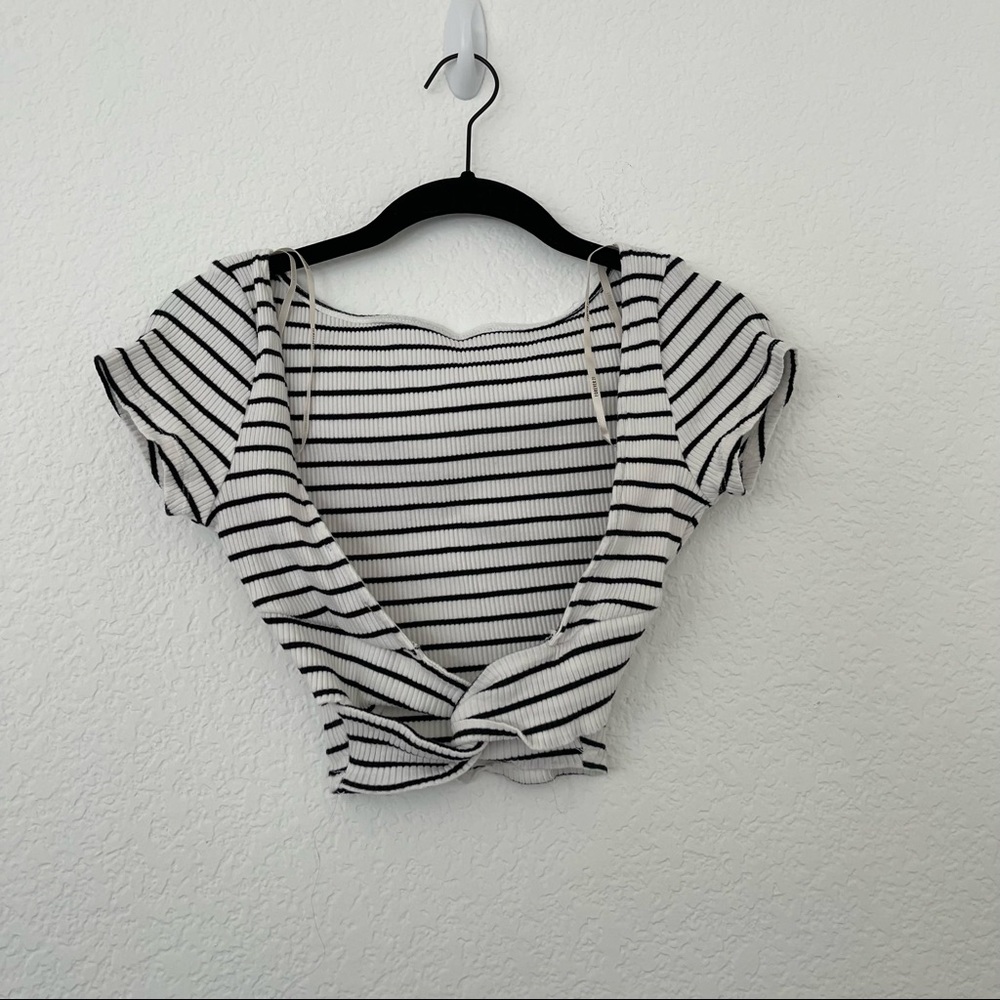 Backless top - Picture 5 of 6